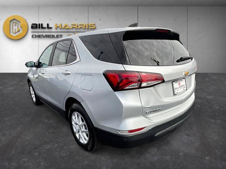 Used 2022 Chevrolet Equinox LT AWD/4WD image 12