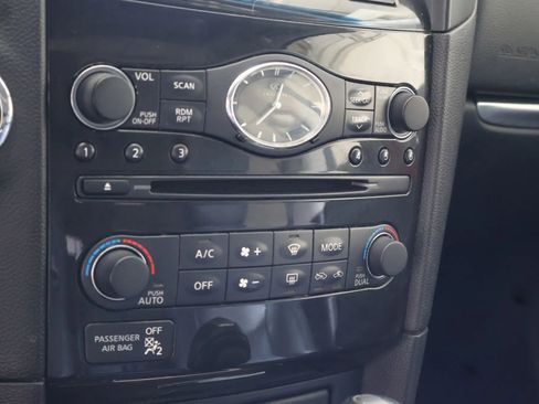 Used 2012 INFINITI FX35 AWD w/ Premium Pkg image 13