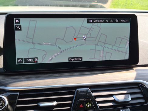 Used 2022 BMW 530i w/ M Sport Package RWD image 23