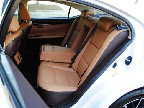 Used 2017 Lexus ES 350 Premium w/ Navigation System Package image 8