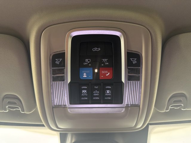 Used 2025 RAM 3500 Longhorn AWD/4WD image 14