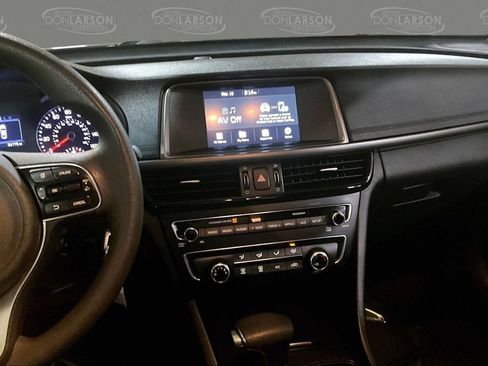 Used 2018 Kia Optima LX FWD image 24
