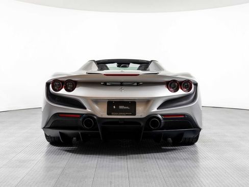 Used 2022 Ferrari F8 Tributo RWD image 7