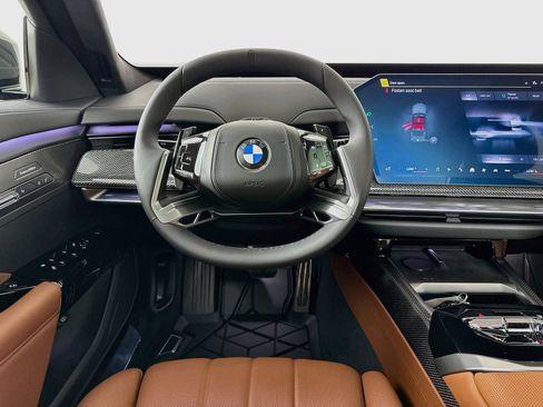 New 2027 BMW 740i xDrive w/ M Sport Professional Package AWD/4WD image 15