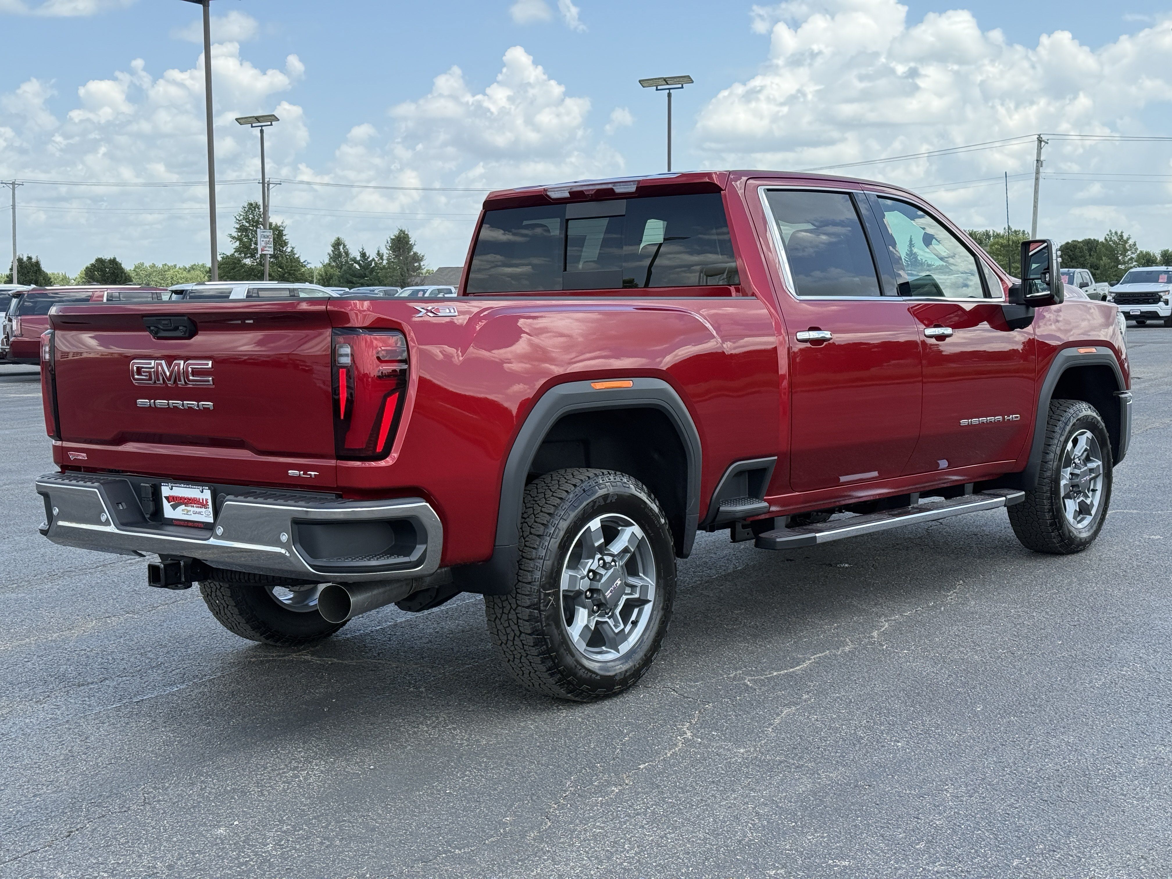 New 2026 GMC Sierra 3500 SLT w/ SLT Premium Package AWD/4WD image 5