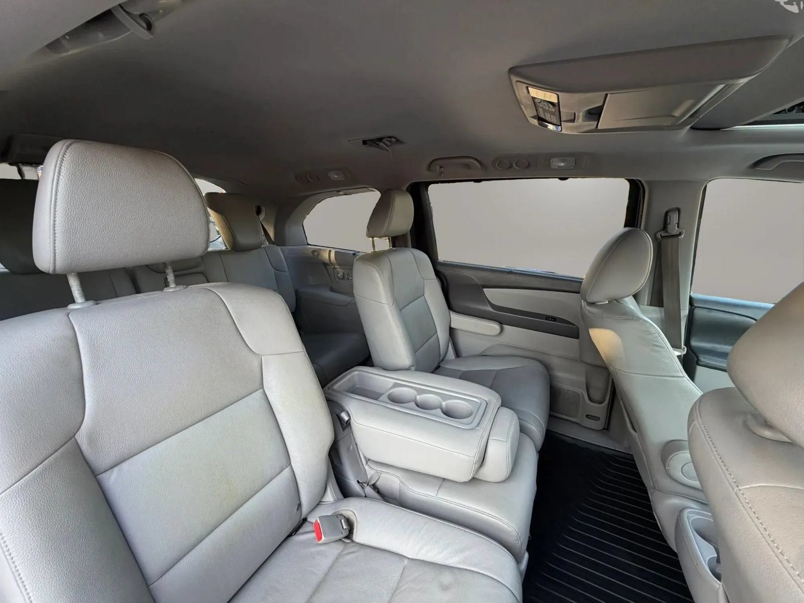 Used 2016 Honda Odyssey Touring image 32