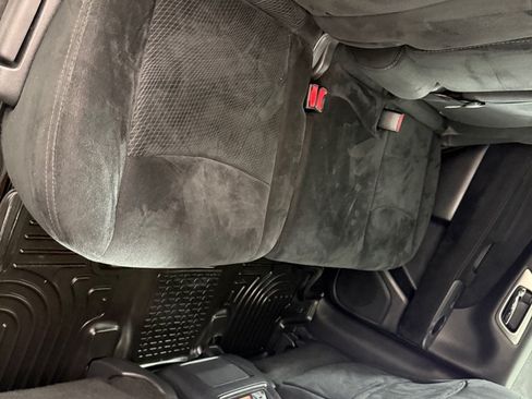 Used 2014 Nissan Pathfinder SV AWD/4WD image 20