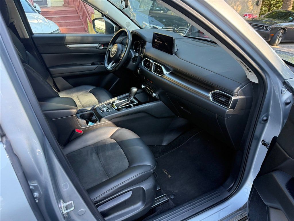 Used 2021 MAZDA CX-5 Touring FWD image 17