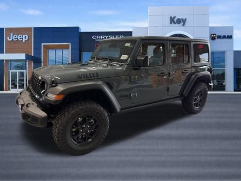 New 2025 Jeep Wrangler Willys AWD/4WD image 2