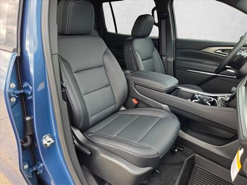 New 2026 Chevrolet Traverse LT w/ Sun and Wheel Package image 19