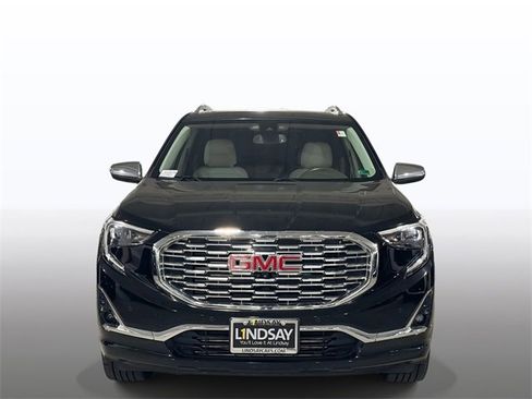 Used 2020 GMC Terrain Denali w/ Denali Premium Package image 8