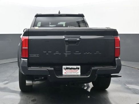 Used 2024 Toyota Tacoma TRD Sport RWD image 18