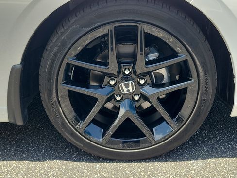 Certified 2025 Honda Civic Sport image 17