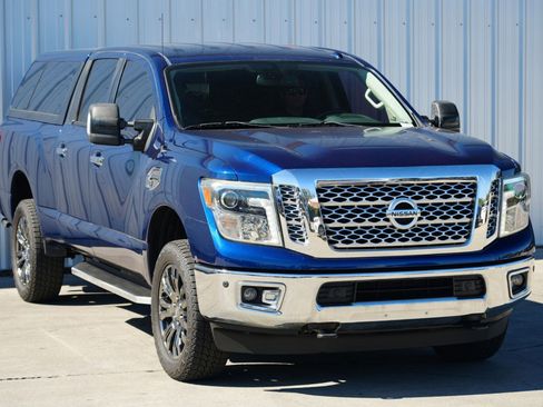 Used 2016 Nissan Titan SL image 51