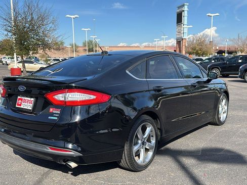 Used 2016 Ford Fusion SE image 7