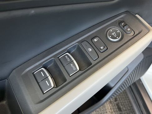 Used 2023 Honda Accord EX image 5