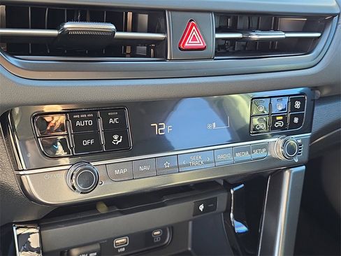 New 2026 Kia Seltos EX image 26