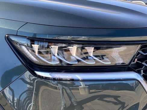Used 2023 Kia Sorento X-Line EX image 29
