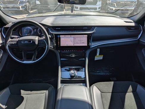 New 2026 Jeep Grand Cherokee Altitude RWD image 16