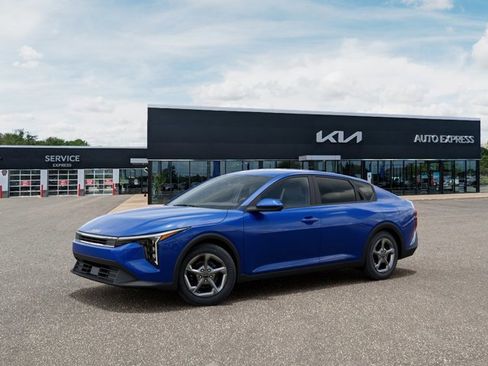 New 2026 Kia K4 LXS FWD image 3