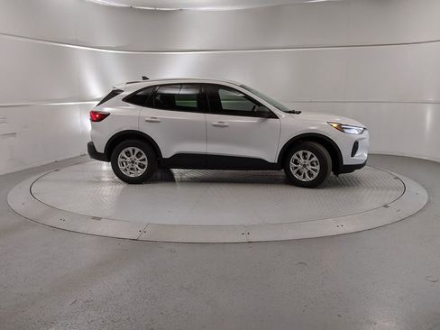 New 2026 Ford Escape Active image 2