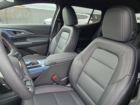 New 2026 Chevrolet Equinox EV LT image 21