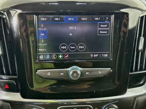 Used 2020 Chevrolet Traverse LS FWD image 16