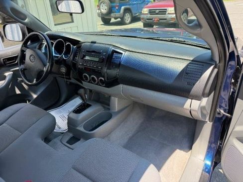 Used 2007 Toyota Tacoma 2WD Regular Cab image 8