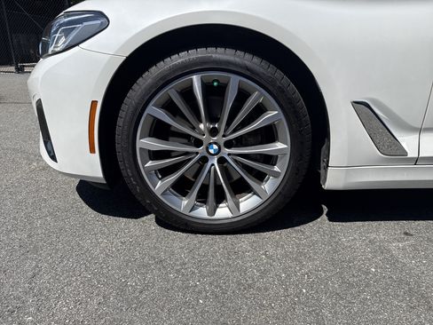 Used 2023 BMW 540i xDrive w/ Premium Package AWD/4WD image 6