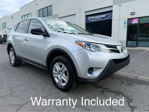 Used 2015 Toyota RAV4 LE AWD/4WD image 1