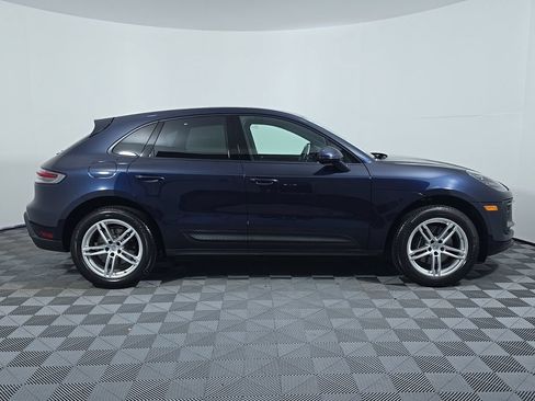 Certified 2023 Porsche Macan Turbo AWD/4WD image 8
