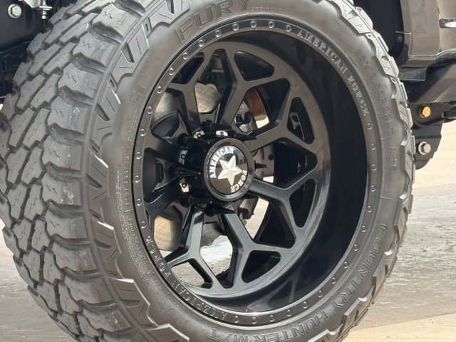 Certified 2025 Ford F250 4x4 Crew Cab Super Duty image 15