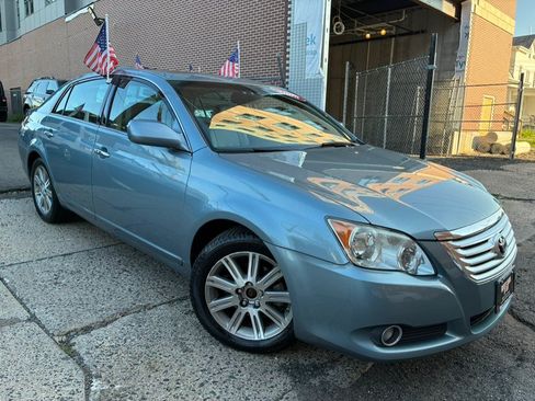 Used 2008 Toyota Avalon Limited FWD image 3