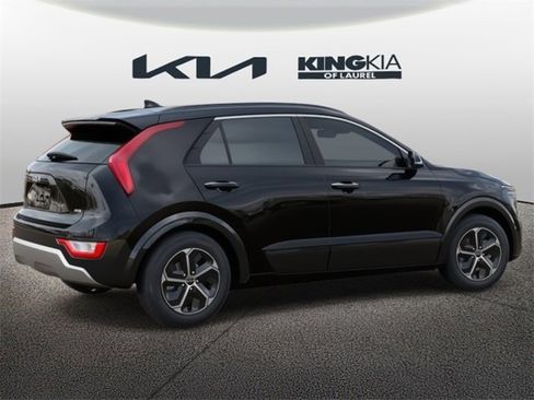 New 2025 Kia Niro SX image 7