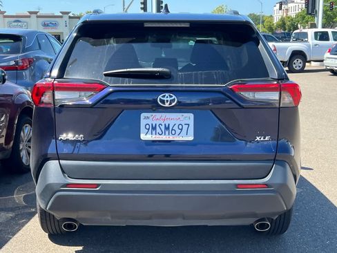 Used 2024 Toyota RAV4 XLE image 5