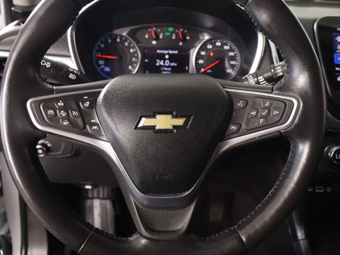 Used 2022 Chevrolet Equinox LT FWD image 3