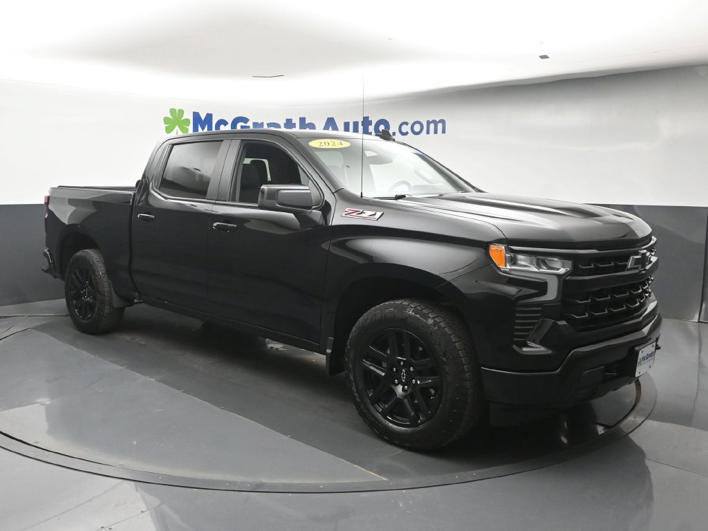 Used 2024 Chevrolet Silverado 1500 RST w/ Convenience Package II AWD/4WD image 2