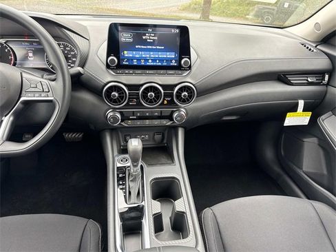 New 2025 Nissan Sentra SV image 17