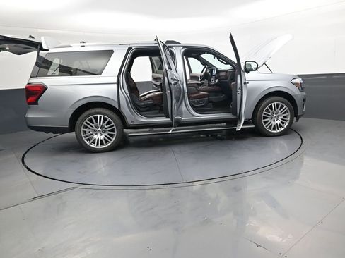 Used 2023 Ford Expedition Max Limited AWD/4WD image 49