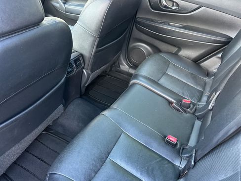 Used 2016 Nissan Rogue SL w/ SL Premium Package AWD/4WD image 4