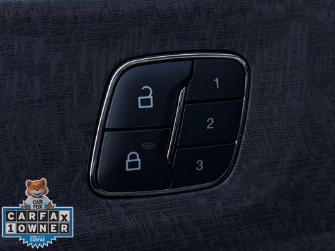 Used 2025 Ford Explorer Platinum w/ LUX Leather Package image 24