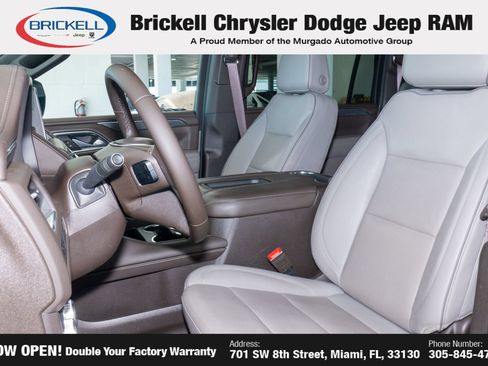 Used 2024 GMC Yukon XL SLT RWD image 15