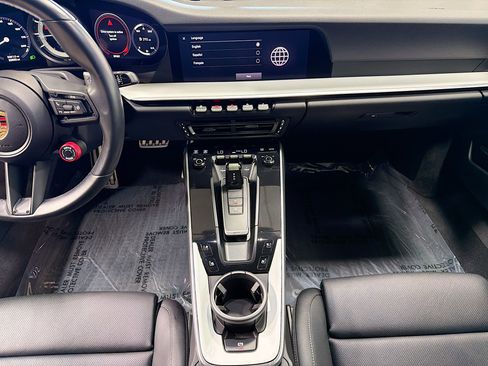 Certified 2024 Porsche 911 Carrera image 18