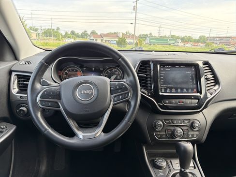 Used 2021 Jeep Cherokee Limited AWD/4WD image 13