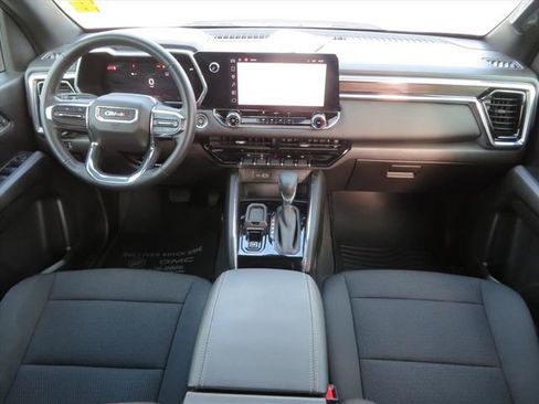 Used 2024 GMC Canyon Elevation w/ Trailering Package image 12