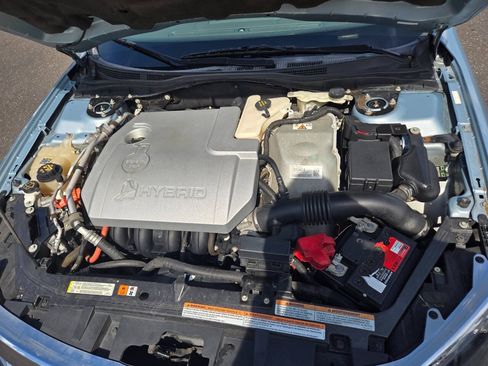 Used 2010 Ford Fusion Hybrid FWD image 31