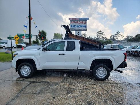Used 2024 Toyota Tacoma SR RWD image 4