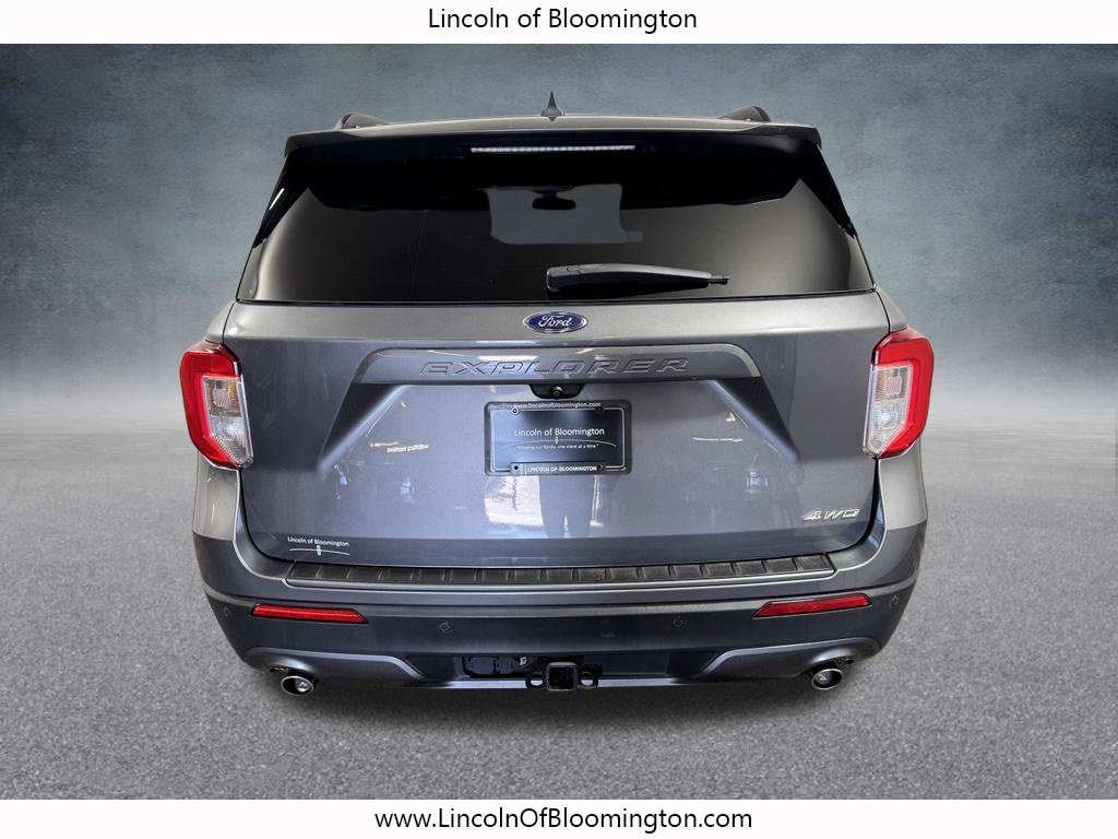 Used 2021 Ford Explorer XLT w/ XLT Sport Appearance Package AWD/4WD image 6