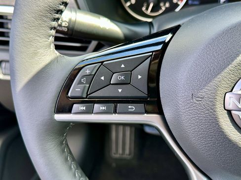 Used 2025 Nissan Altima 2.5 SL image 26