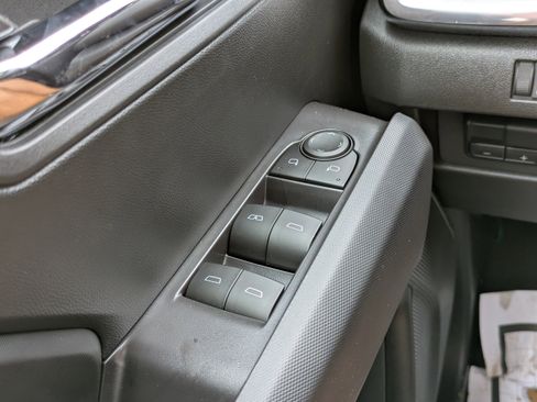 New 2026 GMC Canyon Elevation w/ Convenience Package image 19